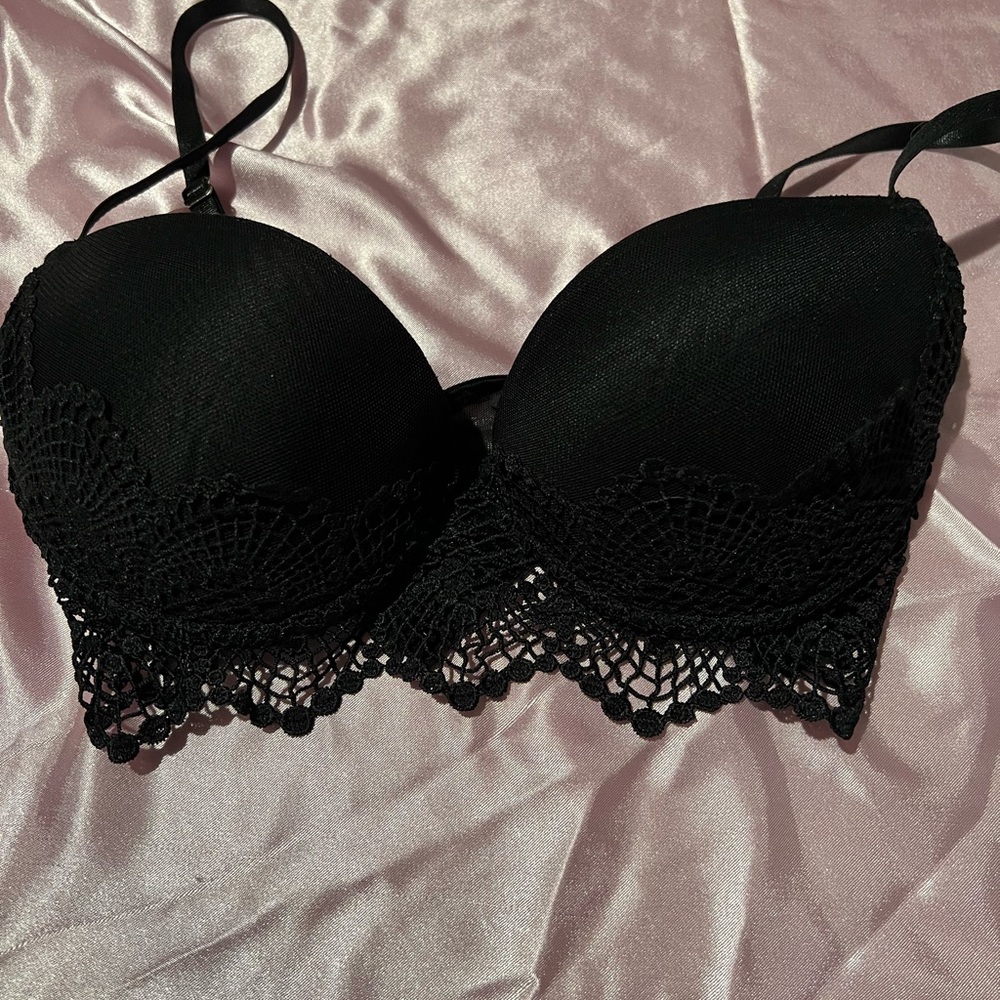 Woman’s XOXO Push-up Bra